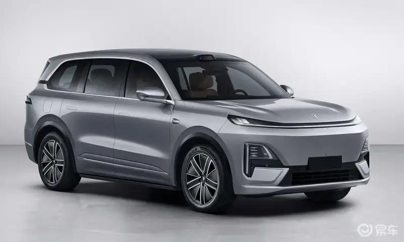深蓝S09实车亮相 定位6座全尺寸SUV