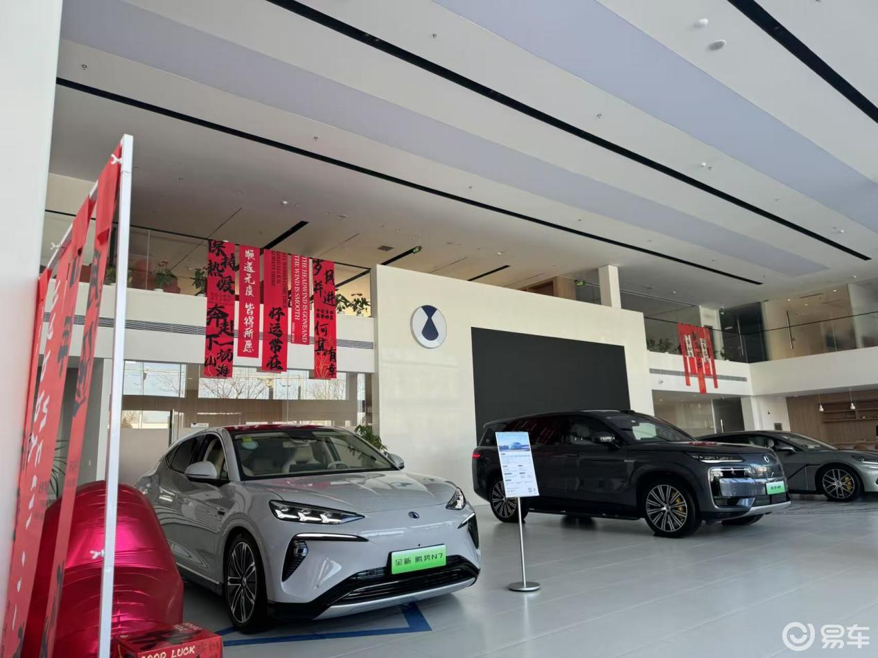 探店“西装暴徒”腾势Z9：目前无优惠 驾驶质感上乘