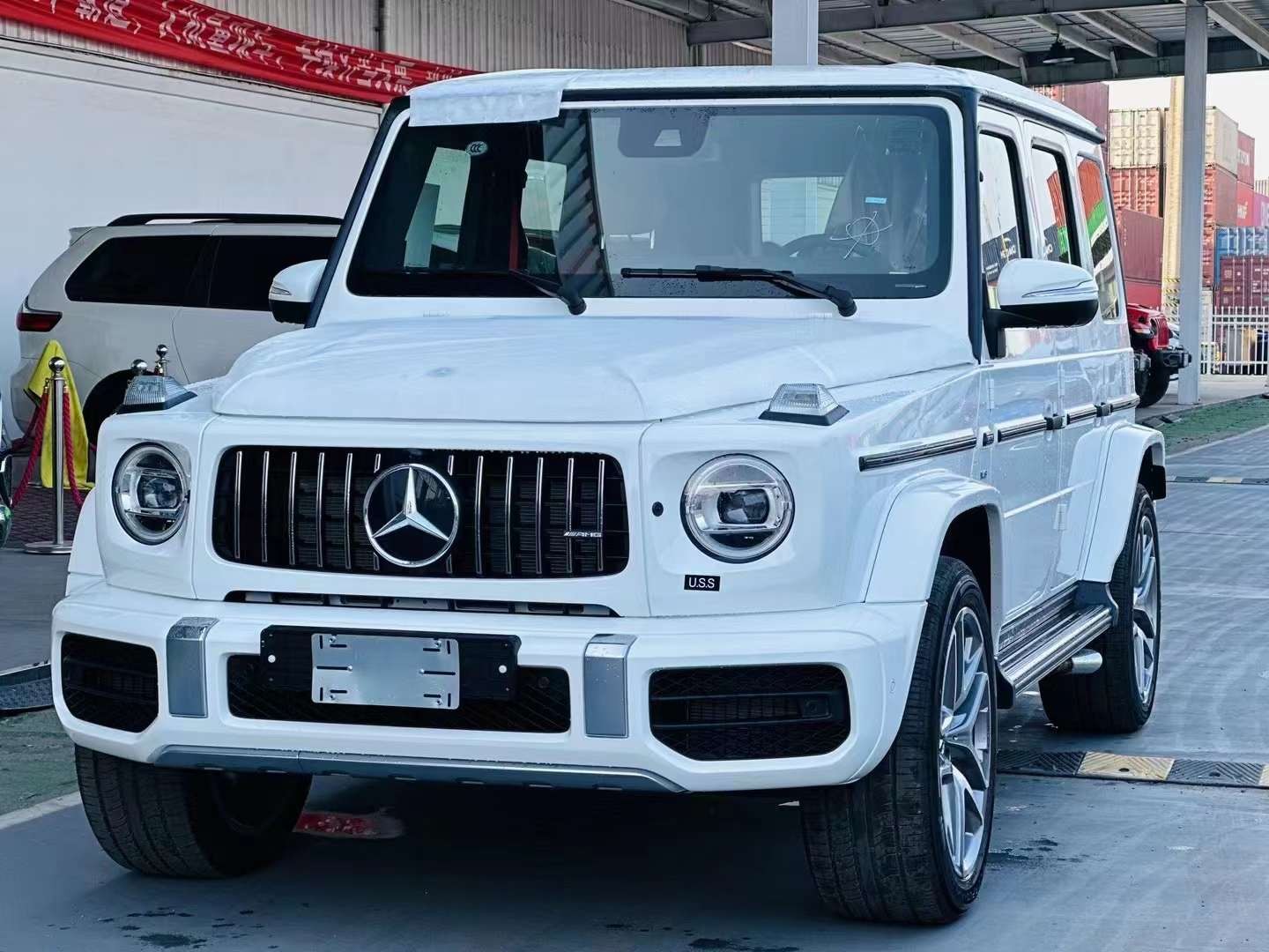 全新2024款奔驰G63首付70万优惠十足 现车促销