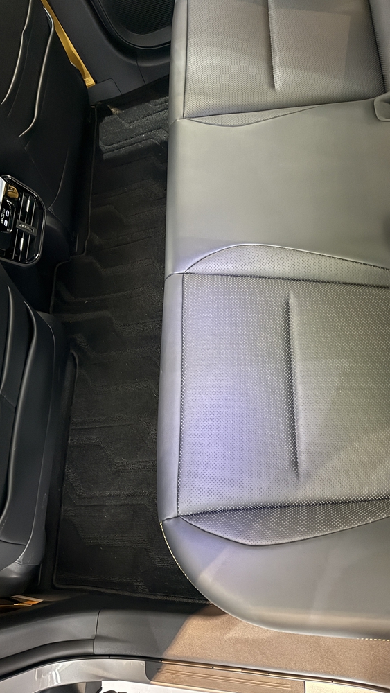 试驾丰田纯电动汽车bZ5