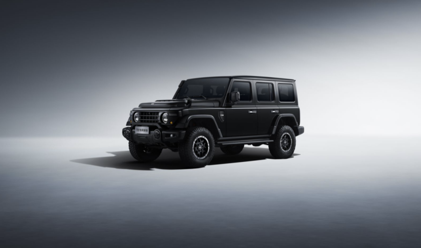 方盒子的全球征程：212越野车2025的破界与开局