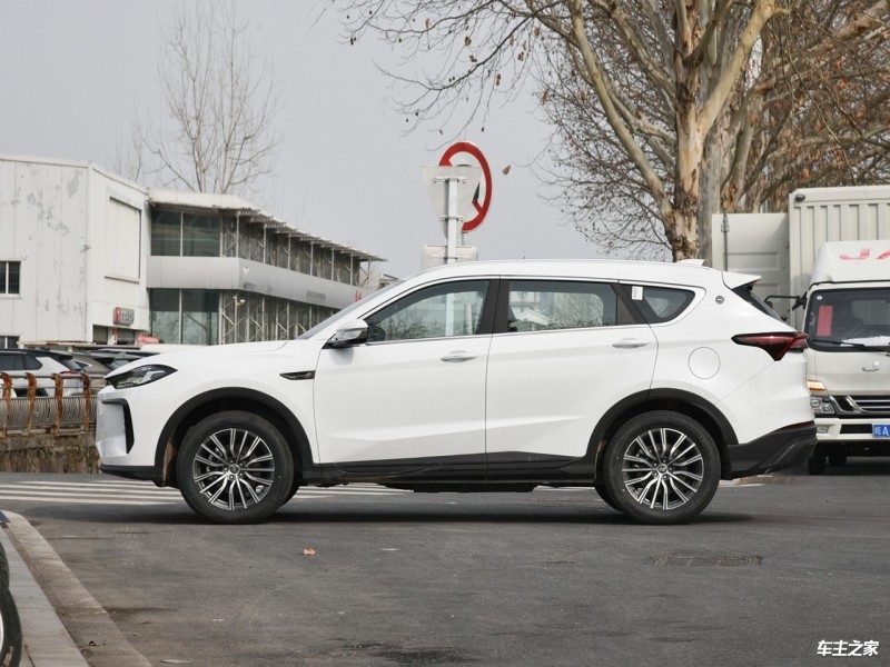 捷途X70 C-DM 全部在售 2024款成都捷途X70 C-DM售价16.59万起 暂无优惠