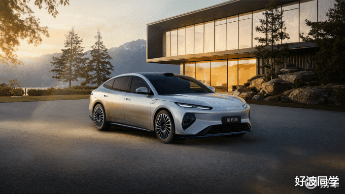 年度必看旗舰座驾 比亚迪海洋网顶流之作海豹08